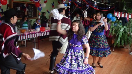 Alumnos del taller de folclor 